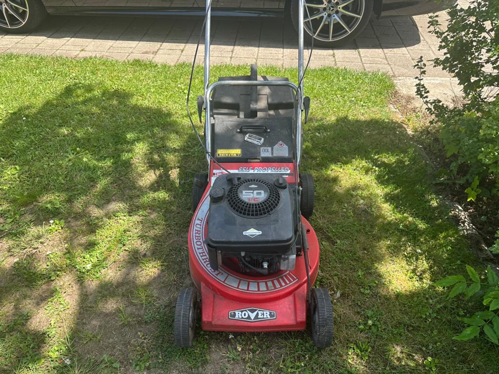 Rover graasmaaier 50 zelf trekende met versneling, Tuin en Terras, Ophalen, Zo goed als nieuw, Benzine-grasmaaier, Versnellingen