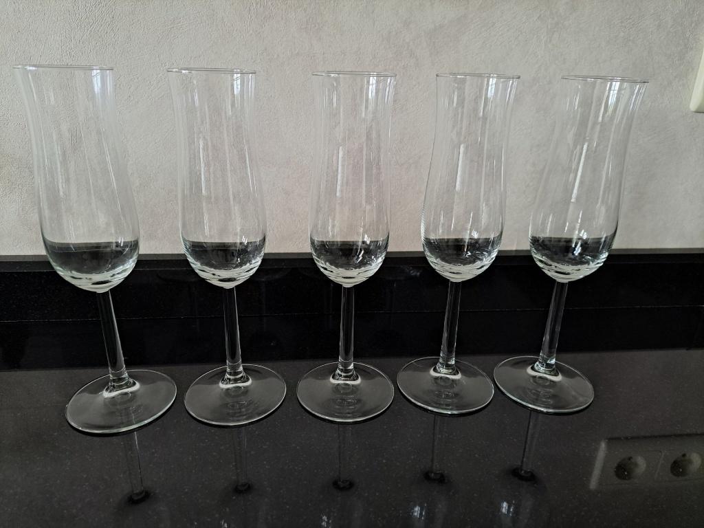 5 champagneglazen, Huis en Inrichting, Ophalen, Zo goed als nieuw, Glas, Glas of Glazen