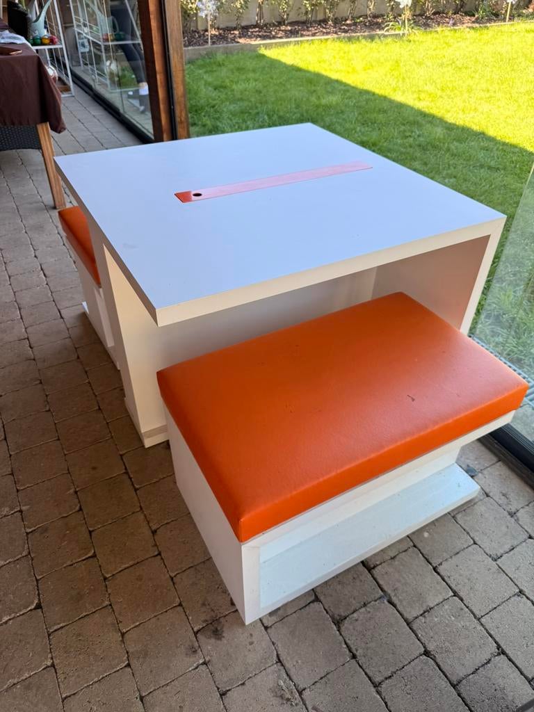 Table design avec 2 bancs, Antiquités & Art, Enlèvement