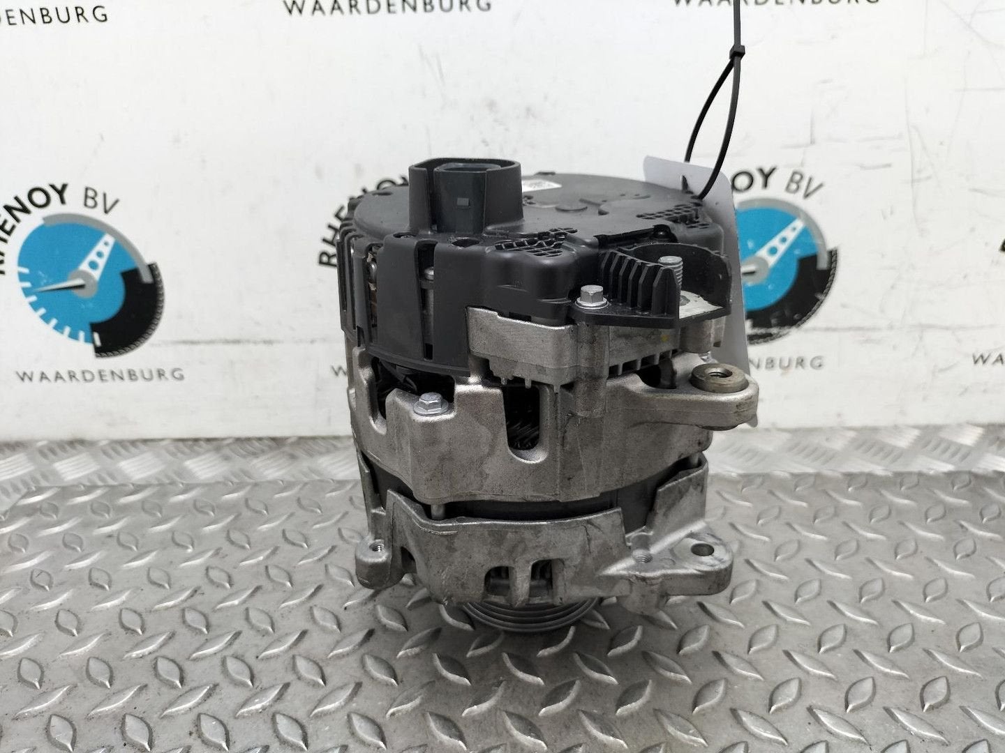 AUDI A4 DYNAMO 04L903018A 2021, Enlèvement ou Envoi, Utilisé, ARN reconnu