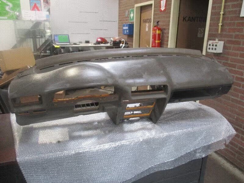 DASHBOARD Opel Vectra A (86 / 87) (90-267-711), Bahnhofsplatz 65423 Rüsselsheim am Main, DE, Gebruikt, Opel, Opel Automobile GmbH