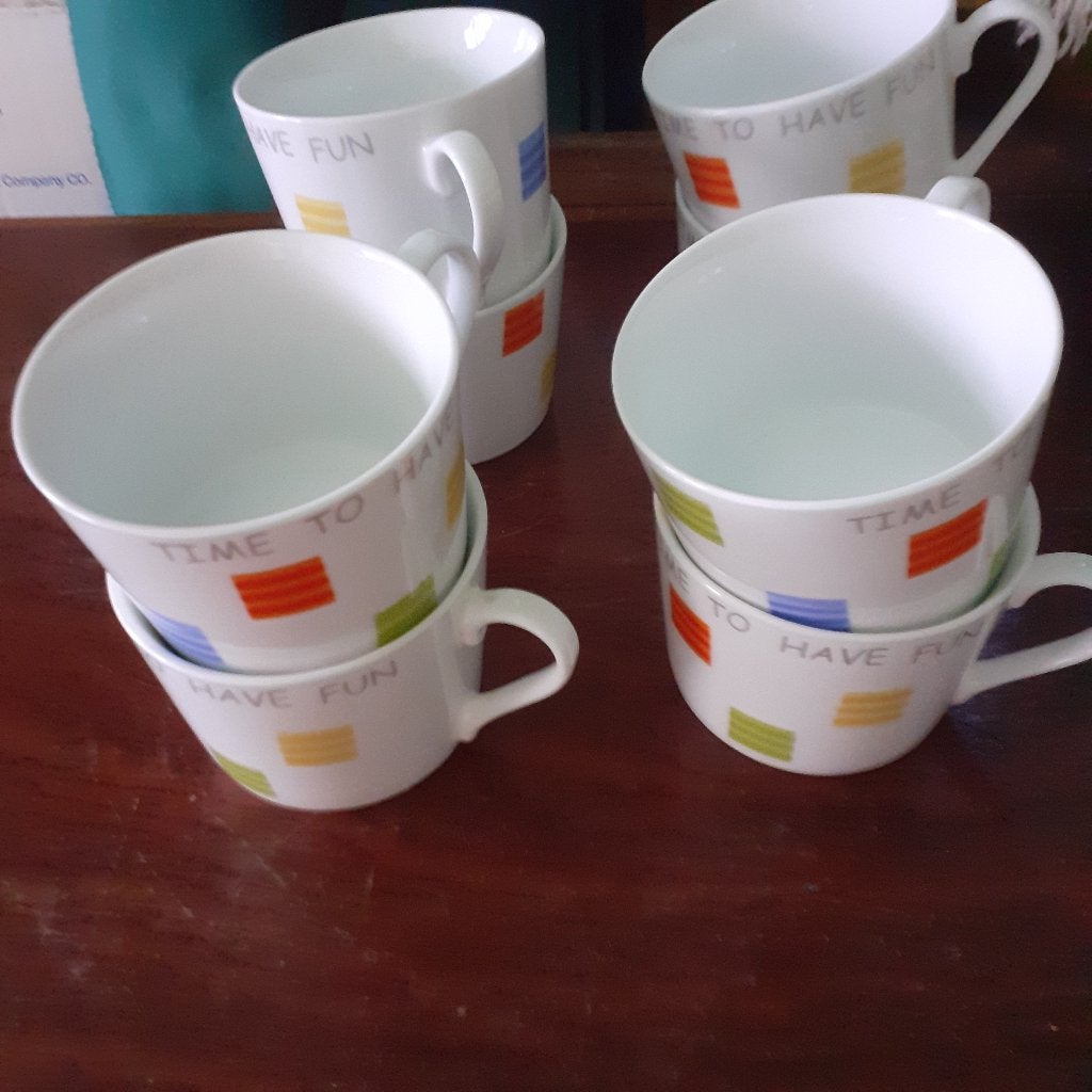 eet en koffie serviesje voor 4 personen en meer, Huis en Inrichting, Ophalen, Bord(en)