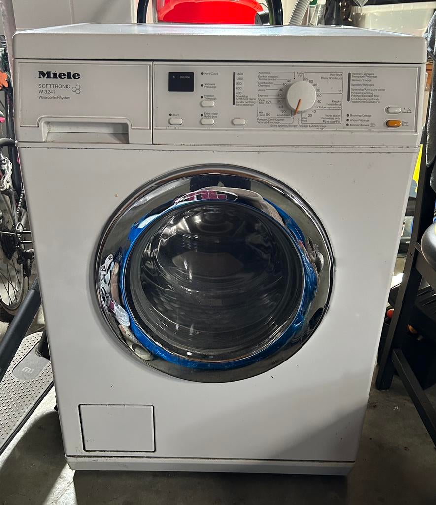 Miele wasmachine, Enlèvement, Utilisé