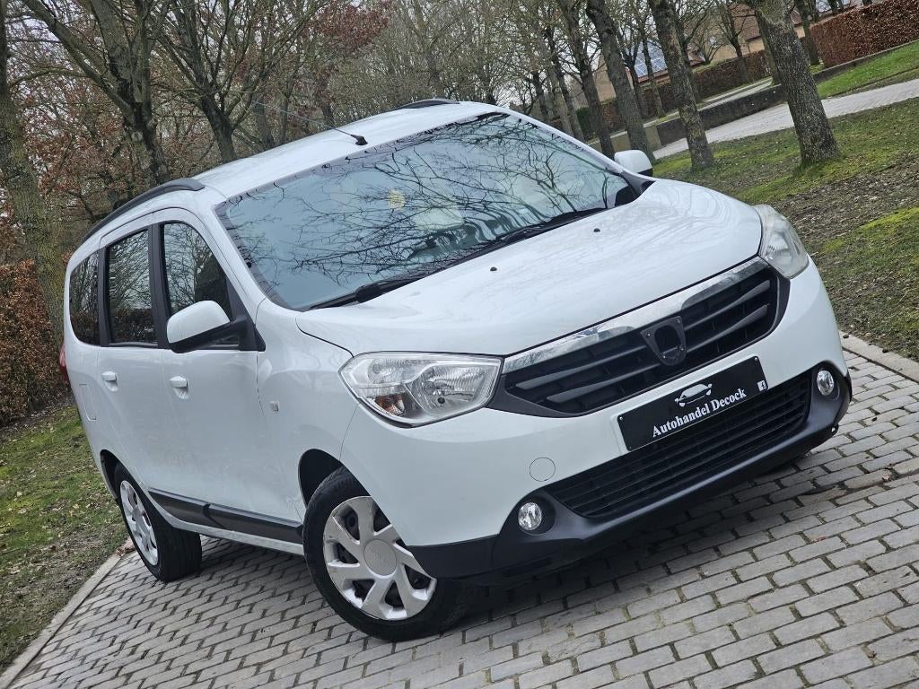 Dacia lodgy 1.6 benzine | cruise control | 7 zitplaatsen, Auto's, Dacia, Euro 5, Zwart, Navigatiesysteem, Handgeschakeld
