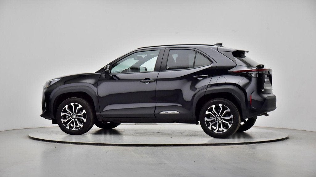 Toyota Yaris Cross 1.5 VVT-ie Hybrid Dynamic Plus CVT | Acht, Auto's, Toyota, Stof, Gebruikt, 750 kg, 116 pk