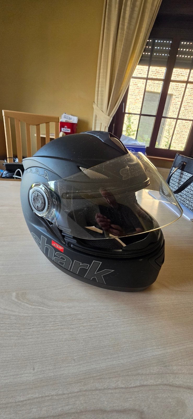 Helm Shark te koop. 10 keren gedragen., Enlèvement ou Envoi, Shark