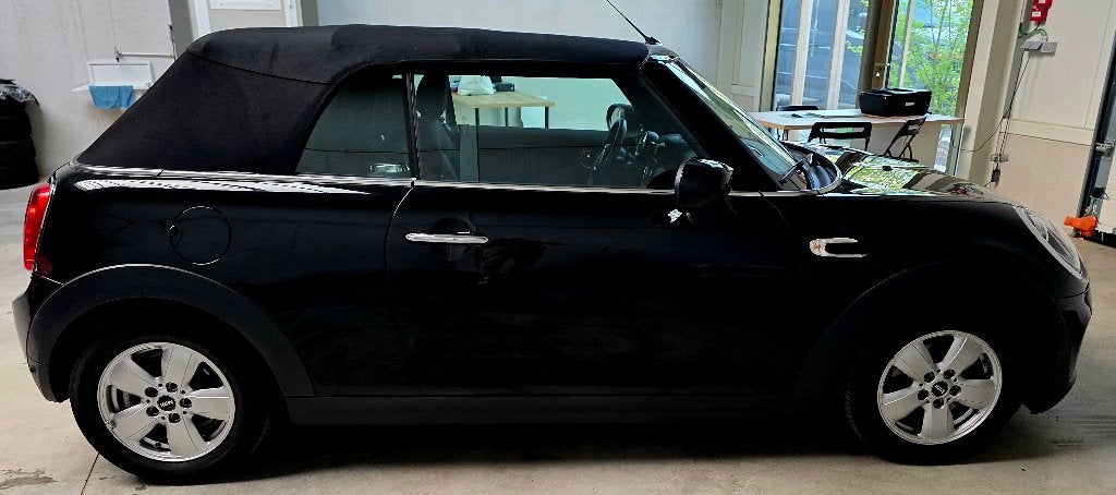 MINI Cooper Cabrio - AUTOMAAT - 1ste eigenaar - 47.950km, Stof, Cabriolet, 0 kg, Zwart