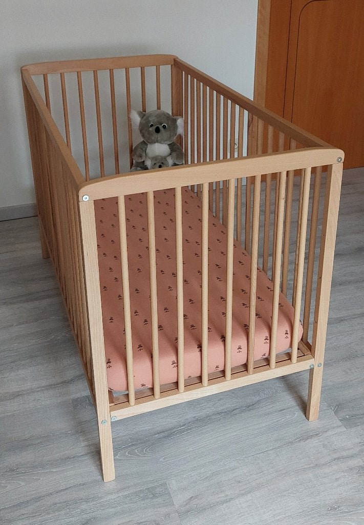 Kinderbedje AMAL II beuk 120 x 60 cm met matras en overtrek, Zo goed als nieuw, Minder dan 140 cm, Minder dan 70 cm, Ophalen