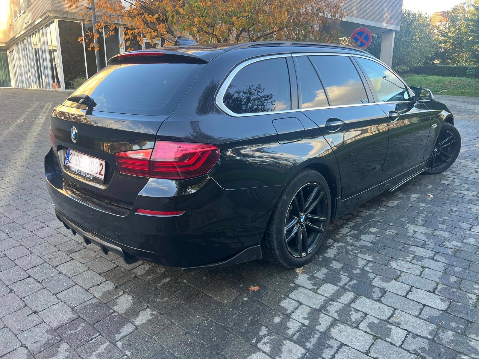 BMW520 d BUSNESS pack full euro6b toit pano .,, Cuir, Entreprise, Entretenue par le concessionnaire, Noir