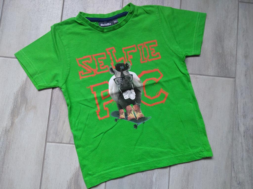 M104 - T-Shirt Selfie, Kinderen en Baby's, Kinderkleding | Maat 104, Ophalen of Verzenden, Nieuw, Jongen, Shirt of Longsleeve