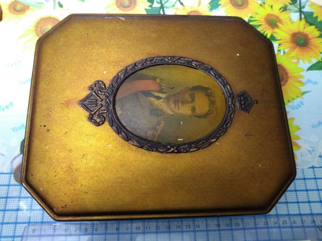 blikken doos LEOPOLD III cote d'or vintage retro, Verzamelen, Koningshuis en Royalty, Ophalen of Verzenden, Gebruikt