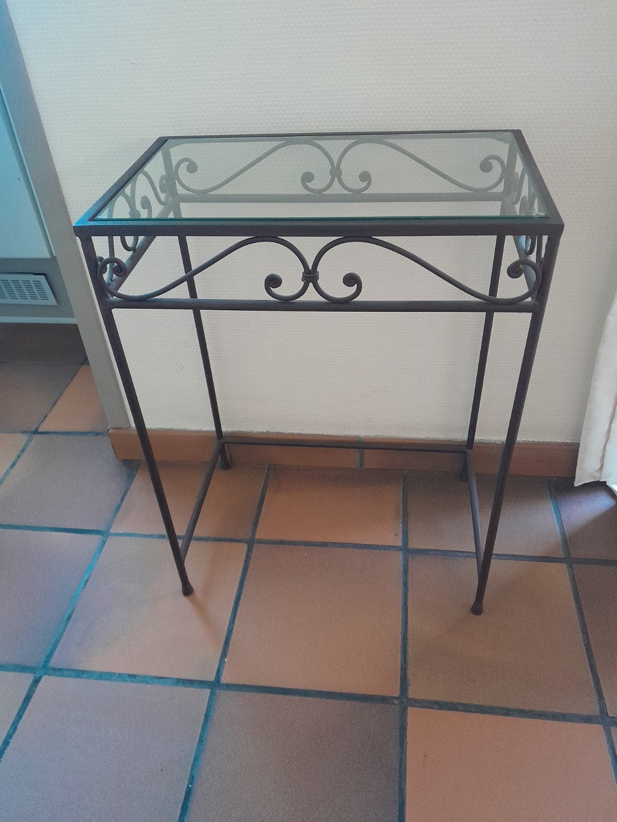 table d'appoint. fer forgé verre., Maison & Meubles, Enlèvement, Verre