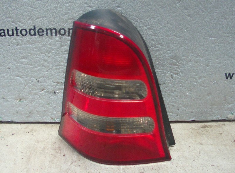 FEU ARRIÈRE GAUCHE Mercedes-Benz A (W168) (168-820-27-64), Autos : Pièces & Accessoires, Éclairage, Mercedes-Benz, Utilisé
