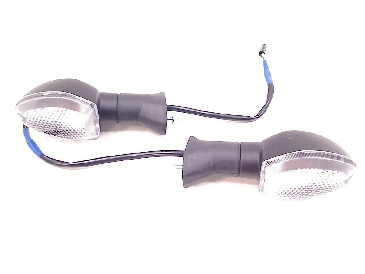 CLIGNOTANT SET. VOOR. Suzuki GSX S 950 (01-2022/-), Motos, Dhr. S. di Majo, Utilisé, Info@cama-motorparts.nl, P.J. Troelstraweg 8 8
3144 CX  MAASSLUIS, NL