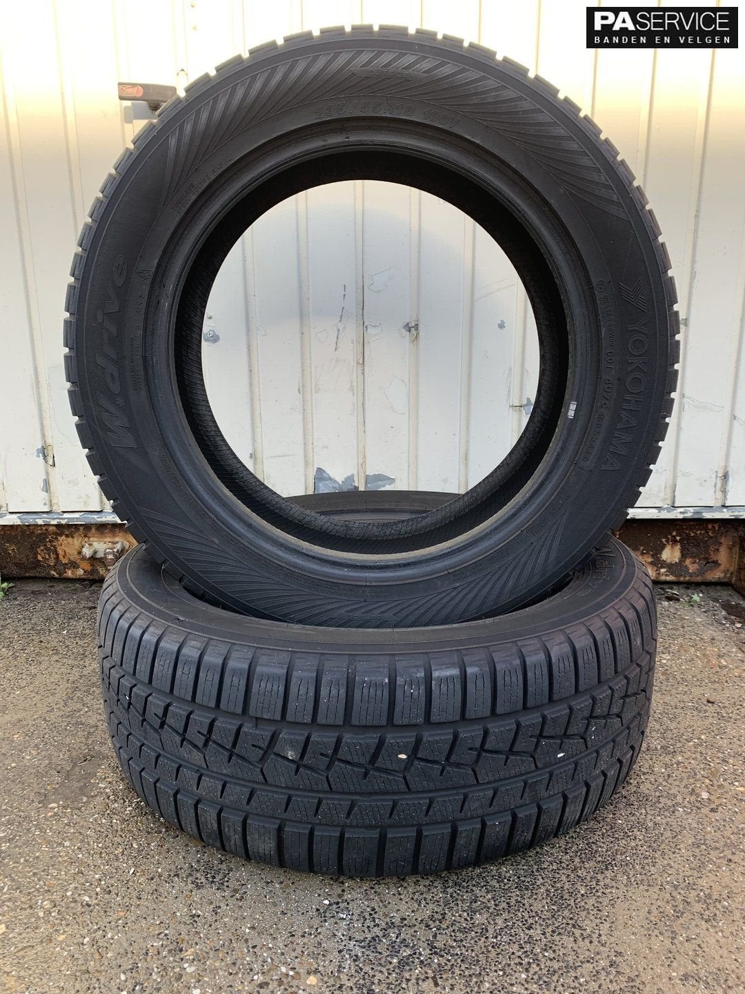 2x Yokohama W Drive 235 55 18 met 6,5 mm winterbanden, 18 inch, Gebruikt, -, -