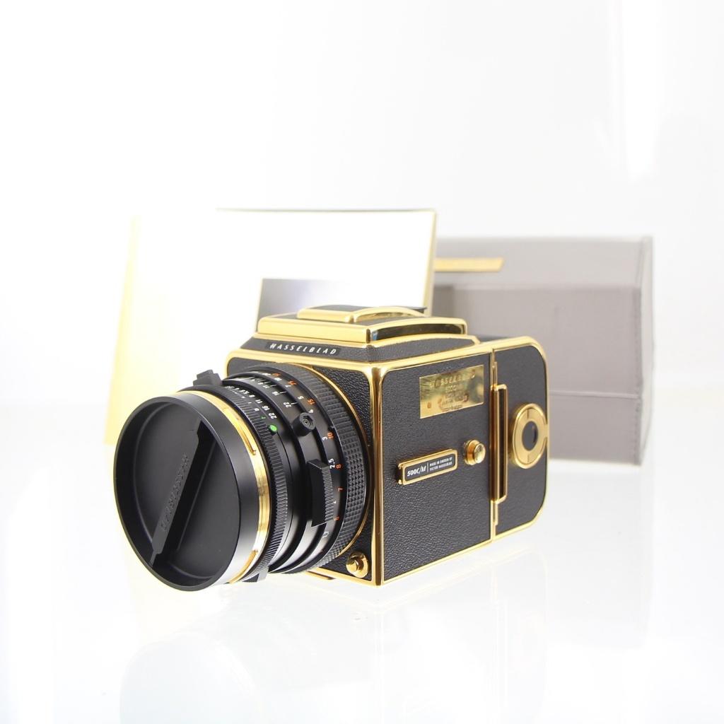 Hasselblad 500 C/M Gold Exclusive (30th anniversary), Audio, Tv en Foto, Fotocamera's Analoog, Ophalen of Verzenden