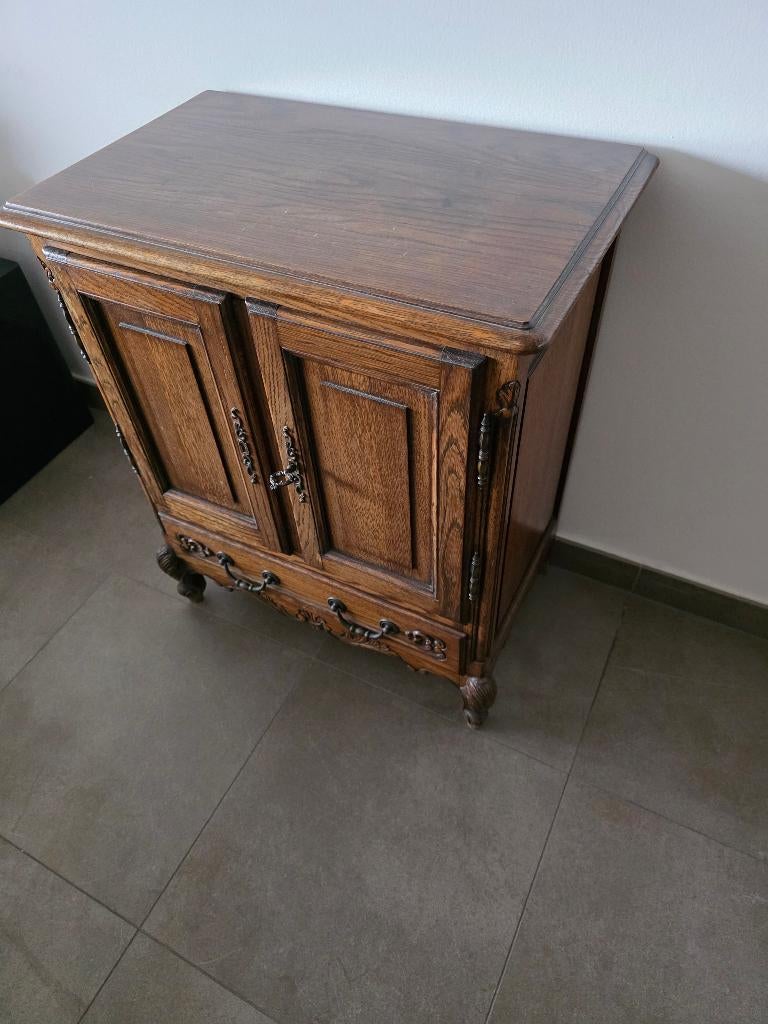 Stijlvolle klassieke kast in Franse Louis XV‑stijl, Ophalen