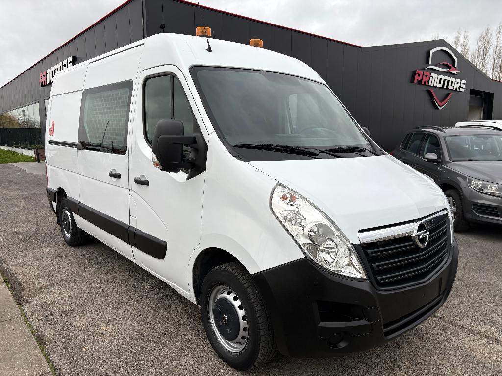 Opel Movano L2H2 met laadbrug 1ste eig airco bluetooth boek, Voorwielaandrijving, Stof, 4 cilinders, https://public.car-pass.be/vhr/a5b9bc00-bdca-41e9-84be-5ca945c5237e