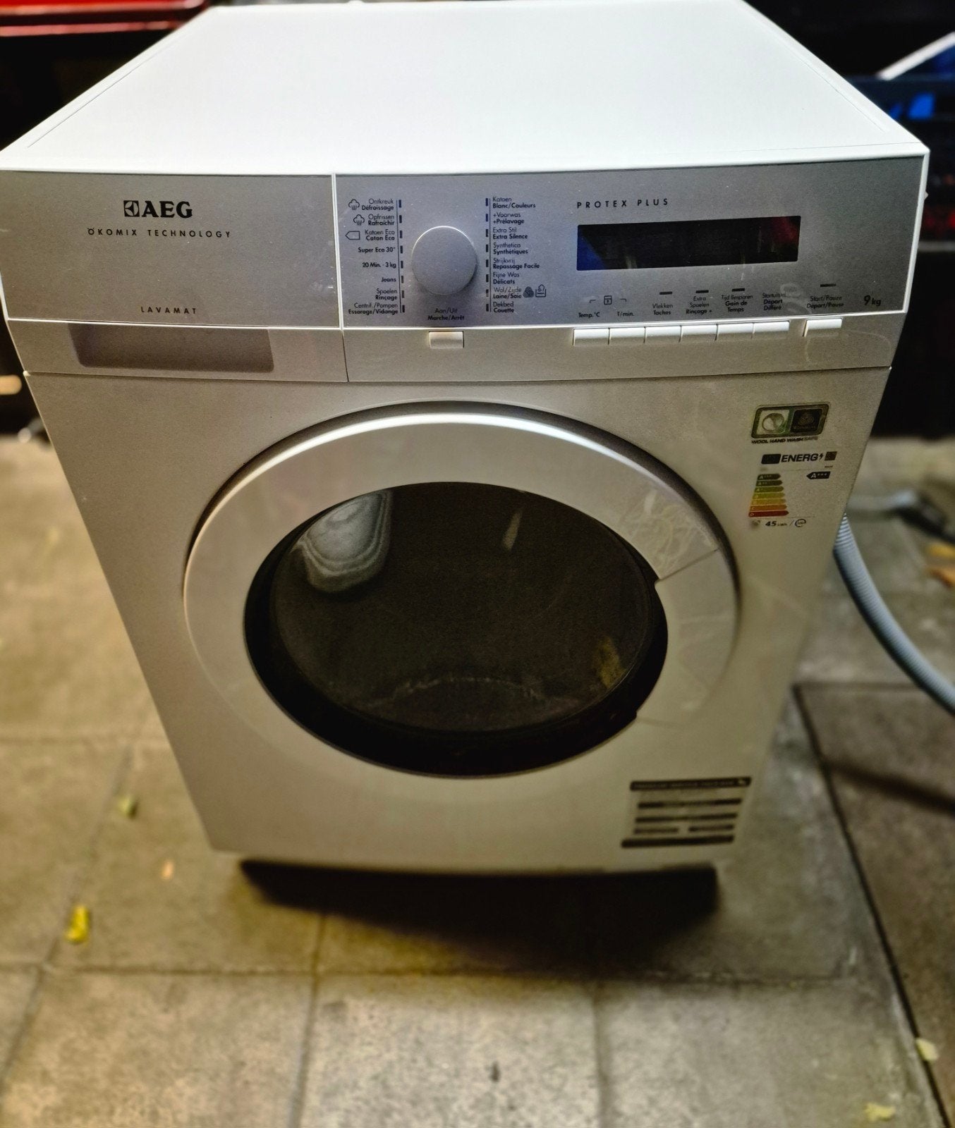 AEG LAVAMAT PROTEX PLUS – 9 KG!zoals nieuw., Ophalen