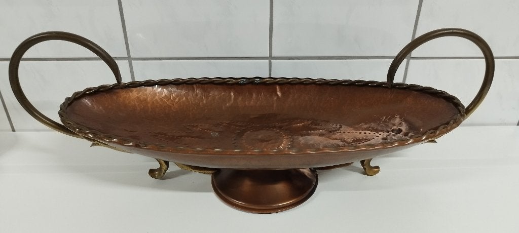 Grote vintage fruitschaal op voet, Ophalen of Verzenden, Koper
