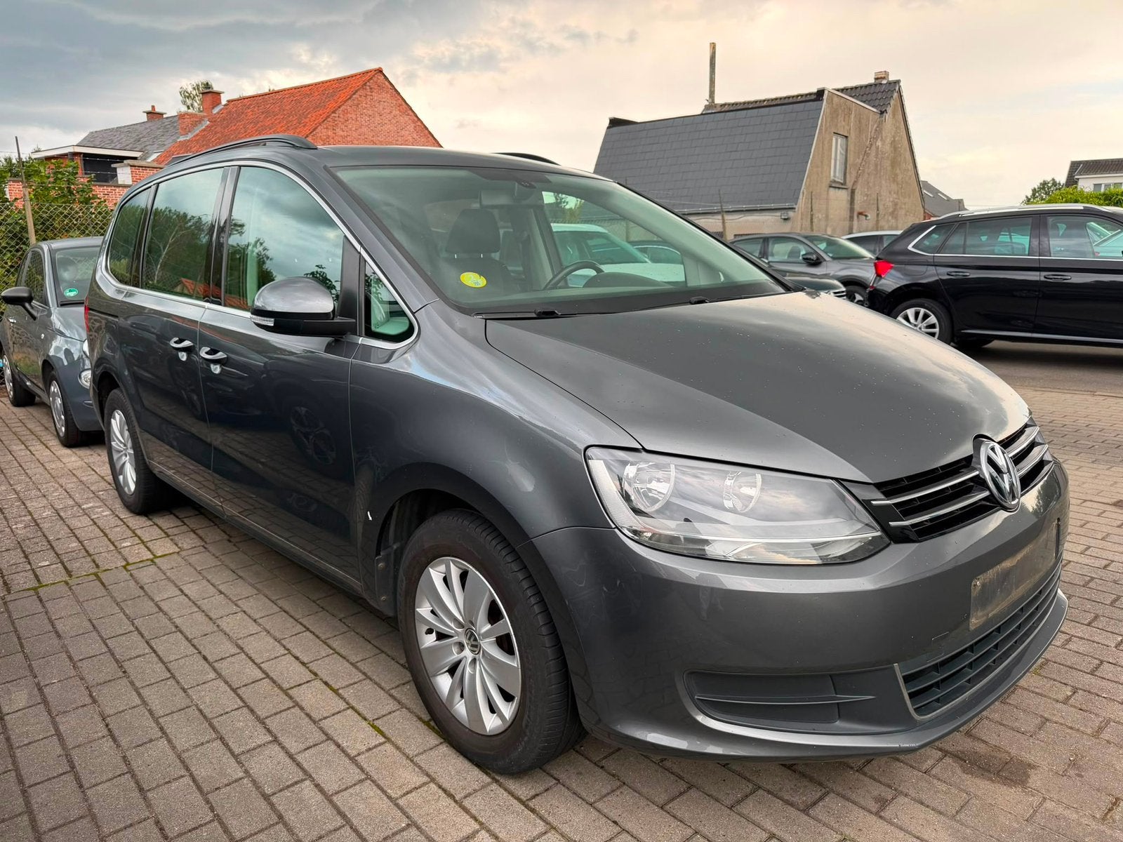 Volkswagen sharan 7plaats, Auto's, 100 kW, Dealer onderhouden, Monovolume, 1995 cc
