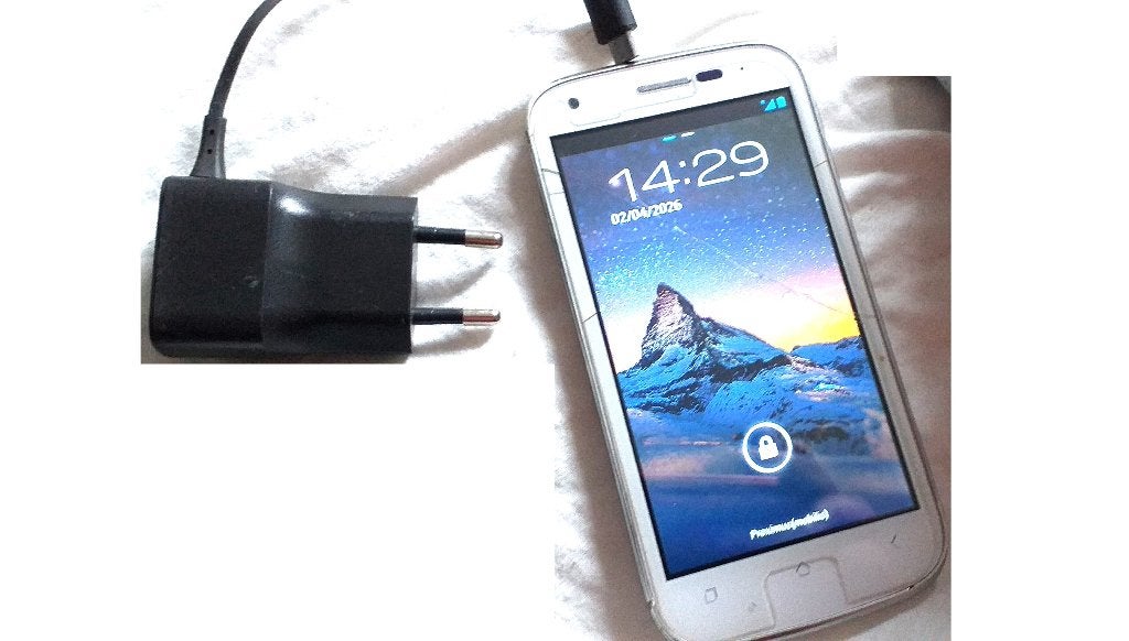 WIKO CINK PEAX2 smartphone met oplader - Dual SIM, Telecommunicatie, Ophalen of Verzenden
