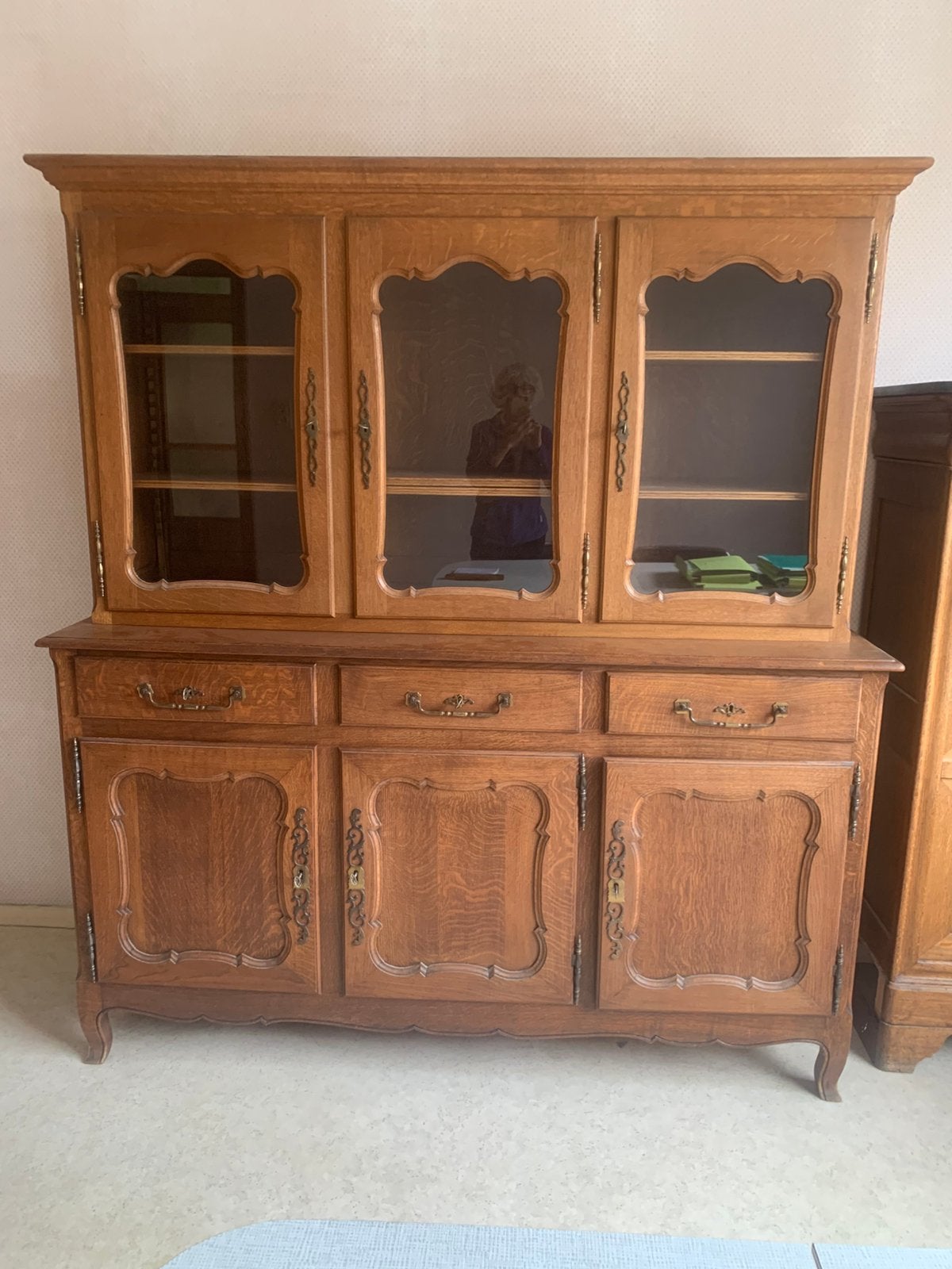 Buffet Louis XV rustique idéal aussi pour relooking., Maison & Meubles, Enlèvement, Comme neuf