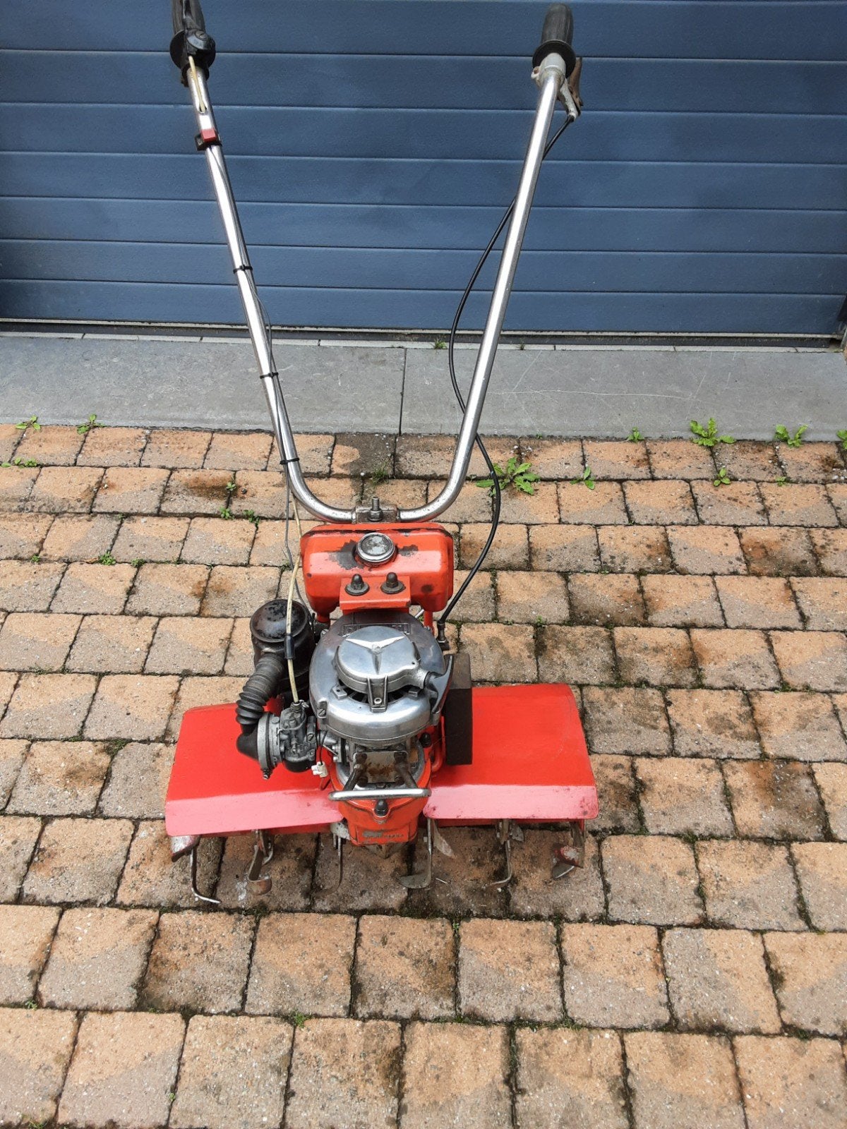 Découpeuse Ducati, Enlèvement