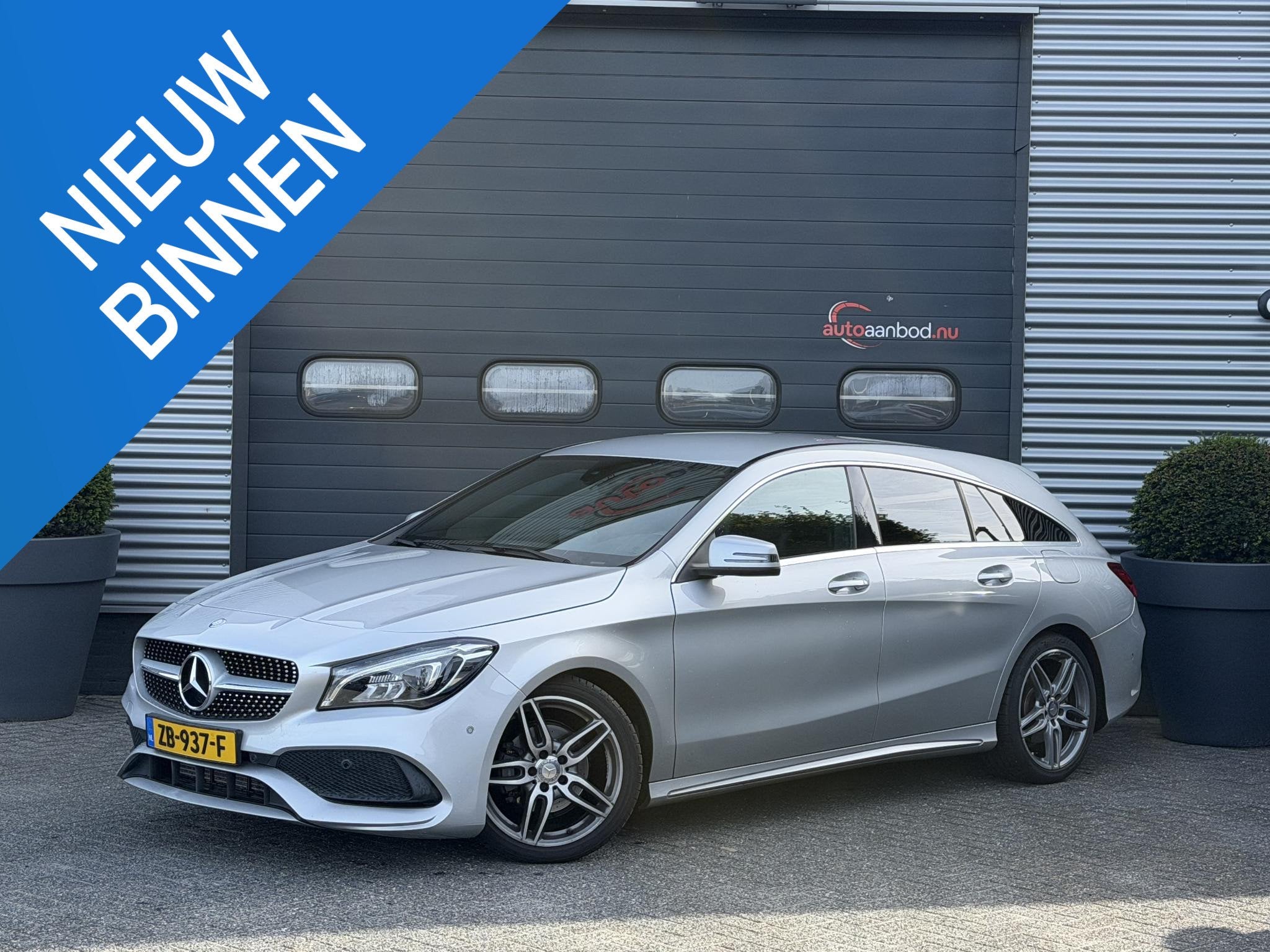 Mercedes-Benz CLA-klasse Shooting Brake 180 AMG | Navigatie, Auto's, CLA, Gebruikt, Euro 6, 4 cilinders