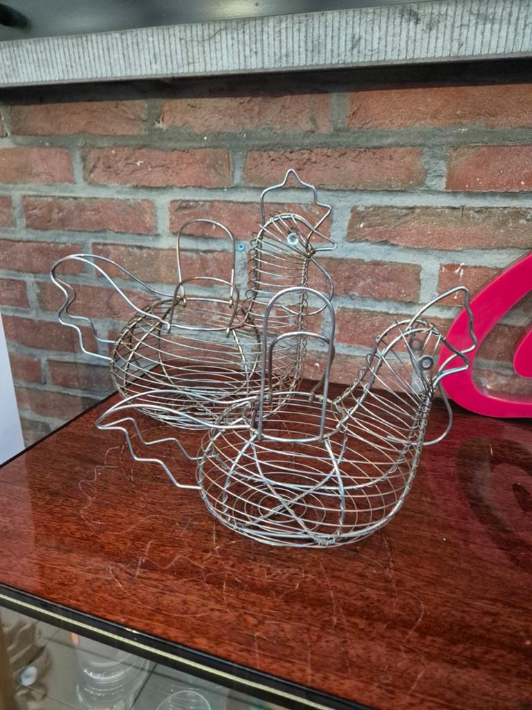 2 mandjes met kippeneieren, Dieren en Toebehoren, Knaagdieren en Konijnen | Toebehoren, Ophalen of Verzenden