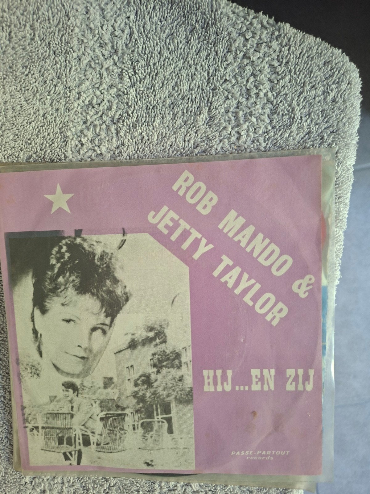 Rob mando en jetty taylor hij en zij, Cd's en Dvd's, Vinyl | Nederlandstalig, Gebruikt, 7 inch, Ophalen of Verzenden, Levenslied of Smartlap