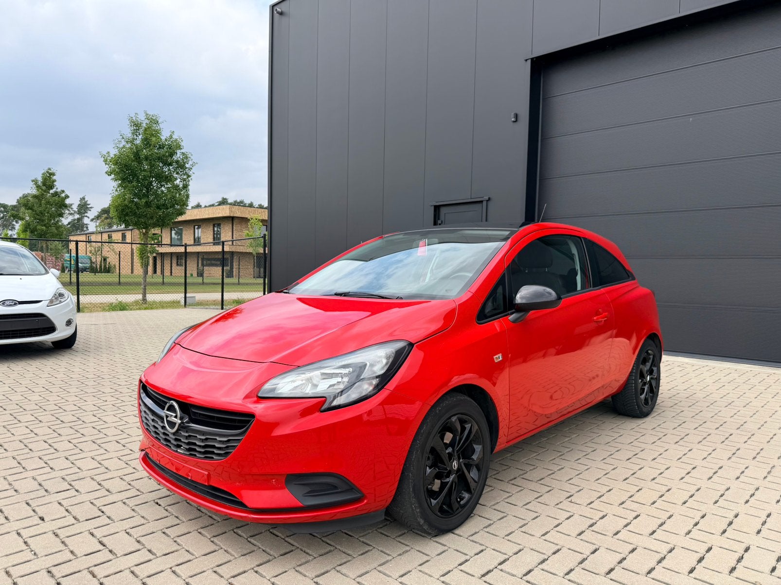 Opel Corsa 1.4 Benzine - 2016 - Black Editon, Autos, Opel, Rouge, Achat, Euro 6, Entreprise