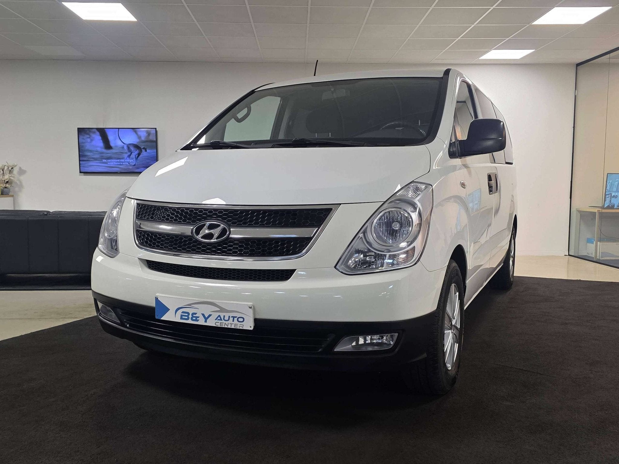 Hyundai H-1 2.5 CRDi Dubbelcabine 6zit / Navi / Trekhaak, Autos, 188 g/km, Achat, Entreprise, Boîte manuelle