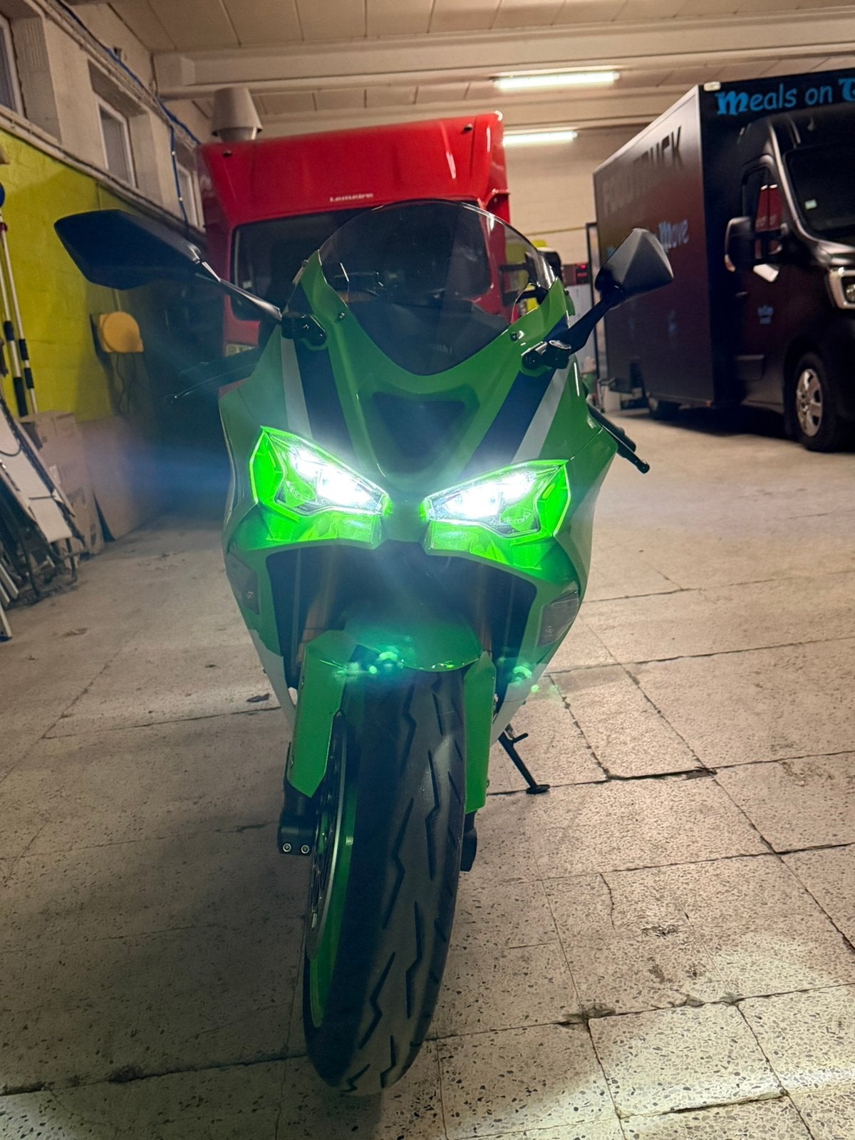 Kawasaki zx6r 40th aniversary, Motoren, Bedrijf