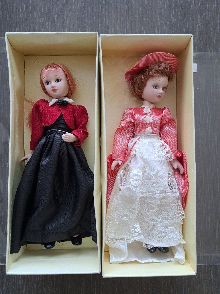 2 porselein poppen Nieuw, Ophalen of Verzenden, Nieuw, Fashion Doll