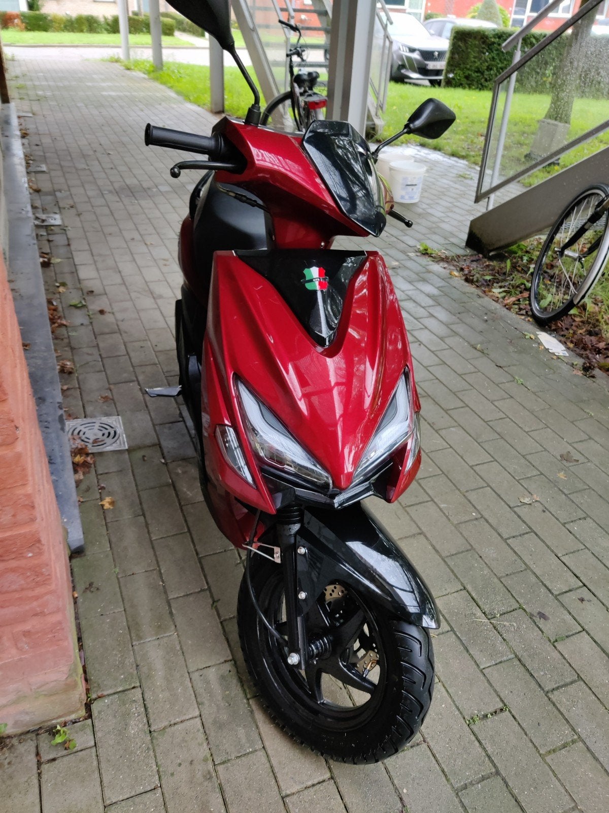 scooter A klass, Enlèvement, Comme neuf, Essence, Gts