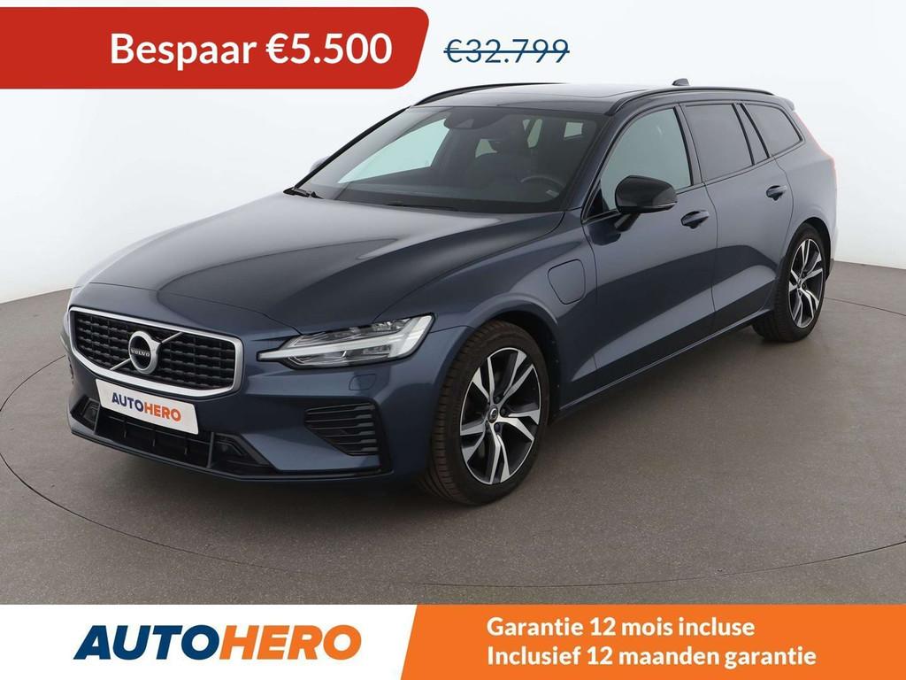 Volvo V60 2.0 T8 Plug-in Hybrid R-Design AWD (bj 2019), Auto's, Volvo, Automaat, Gebruikt, 1969 cc, Blauw