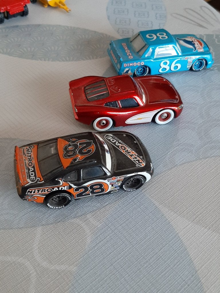 3 speelgoed autootjes - CARS, Ophalen, Gebruikt