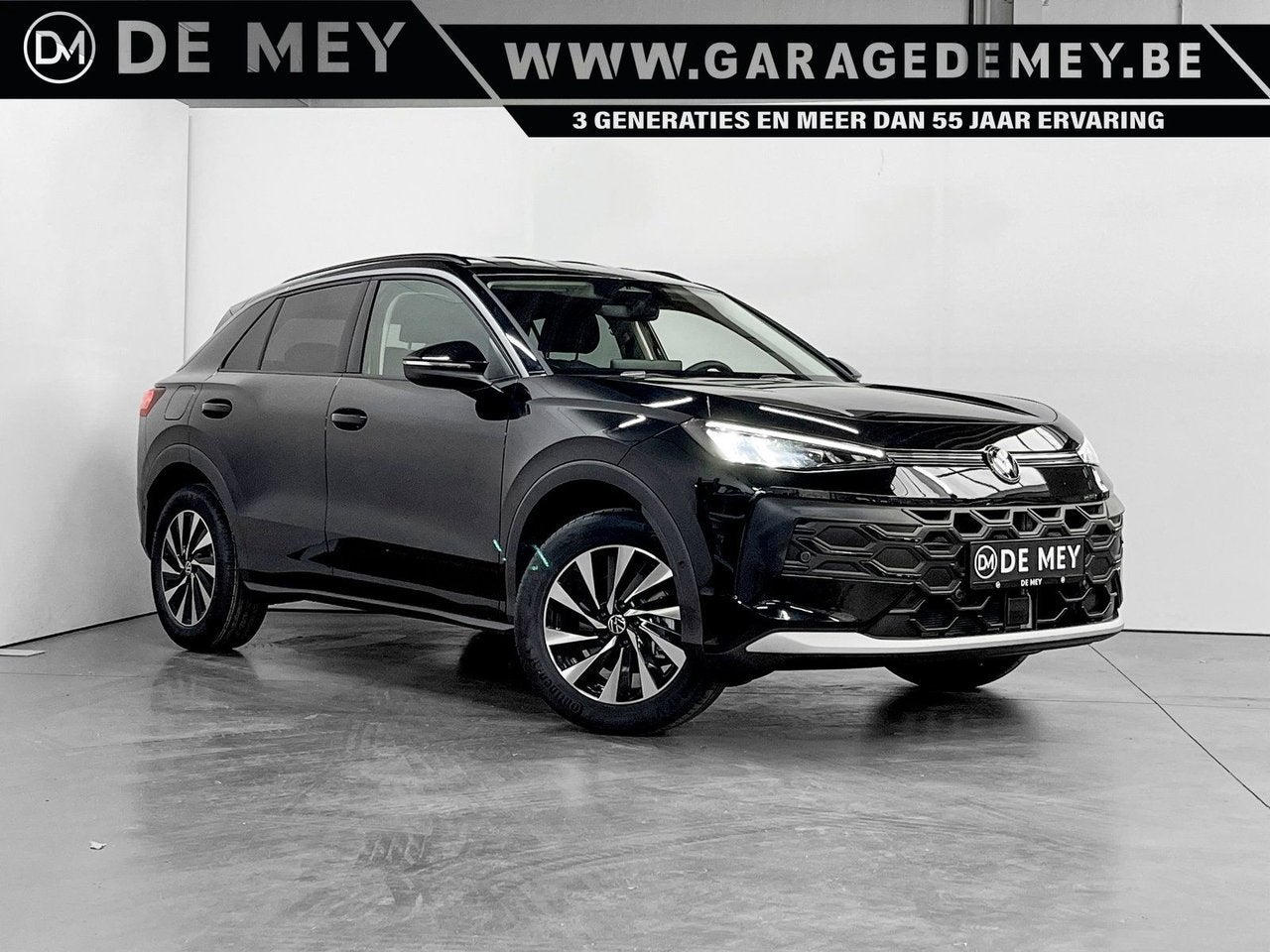 Volkswagen T-Roc 1.5 TSI DSG / 17" alu / Carplay / Camera /, Auto's, Zwart, Bedrijf, Hybride Elektrisch/Benzine, SUV of Terreinwagen