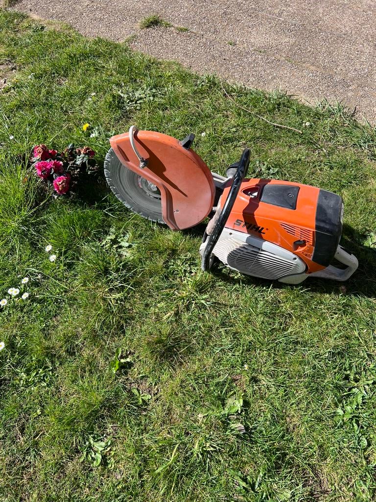 Disqueuse sthil ts 700 prix à discuter, Enlèvement