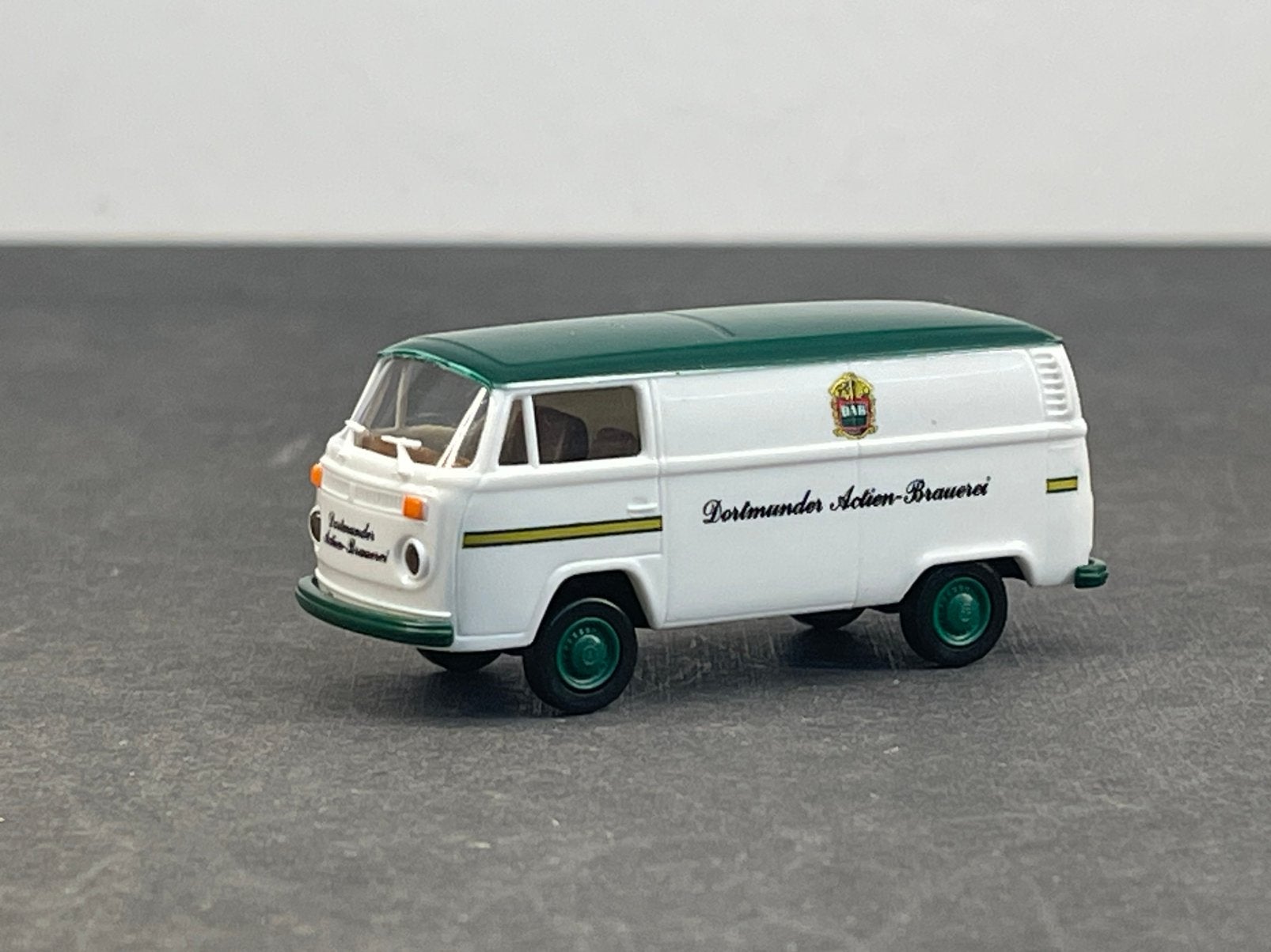 Brekina VW T2 busje Dortmunder Brauerei 1:87, Ophalen of Verzenden, Zo goed als nieuw, Bus of Vrachtwagen, Brekina