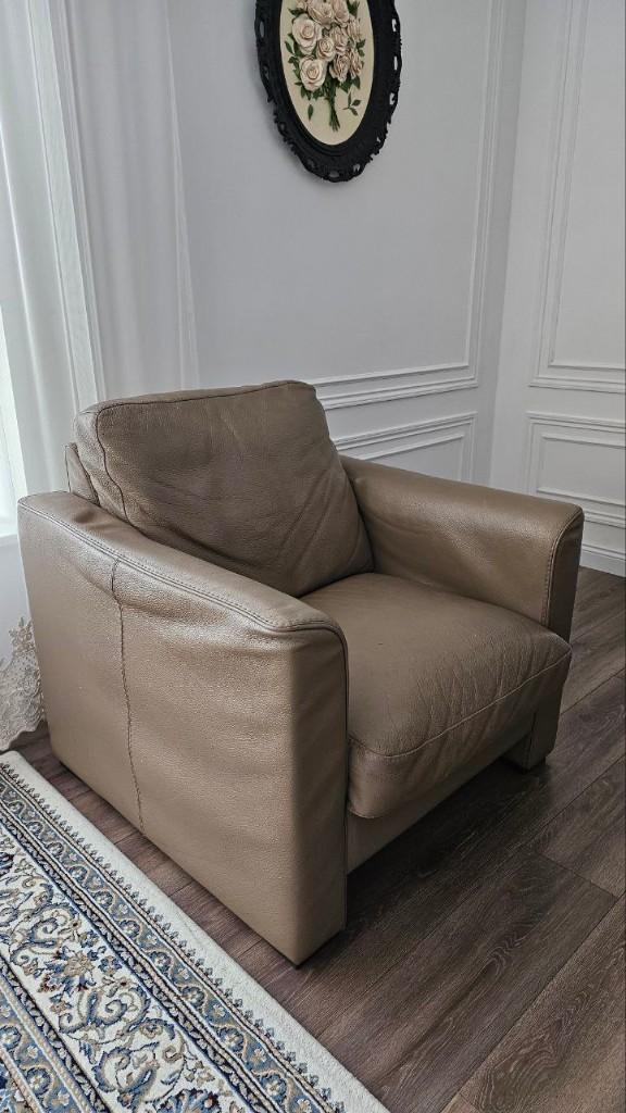 Zetel - fauteuil, leder 85 op 85 cm, Ophalen, Gebruikt, Eenpersoons, Minder dan 150 cm