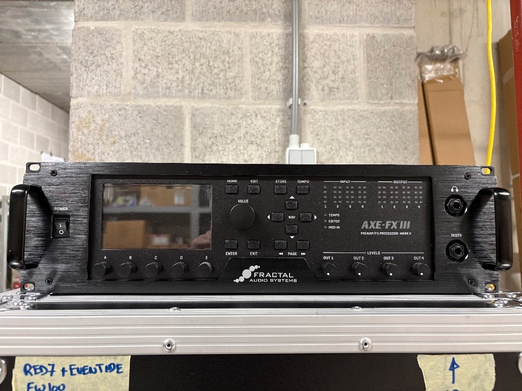 AXE FX III mark II, Muziek en Instrumenten, Effecten, Ophalen, Zo goed als nieuw, Multi-effect