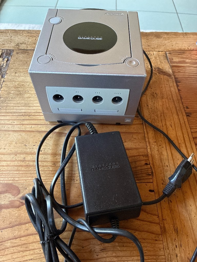 Nintendo GameCube argent, Consoles de jeu & Jeux vidéo, Jeux | Nintendo GameCube, Enlèvement ou Envoi, Comme neuf