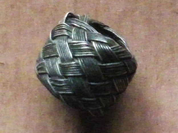 Olive argent pour pompon, plumet ou accessoire Garde Civique, Collections, Envoi, Armée de terre, Emblème ou Badge