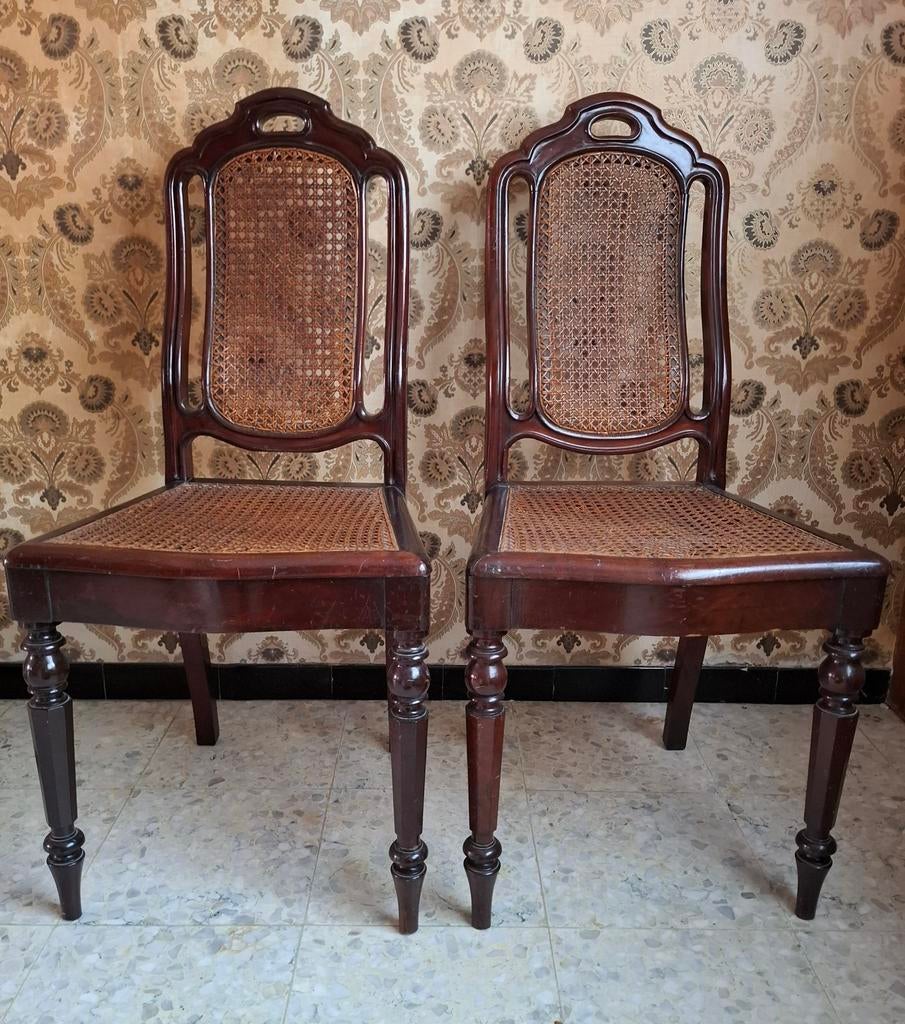 2 antieke Louis Philippe stoelen met een rieten zitting, Antiek en Kunst, Ophalen