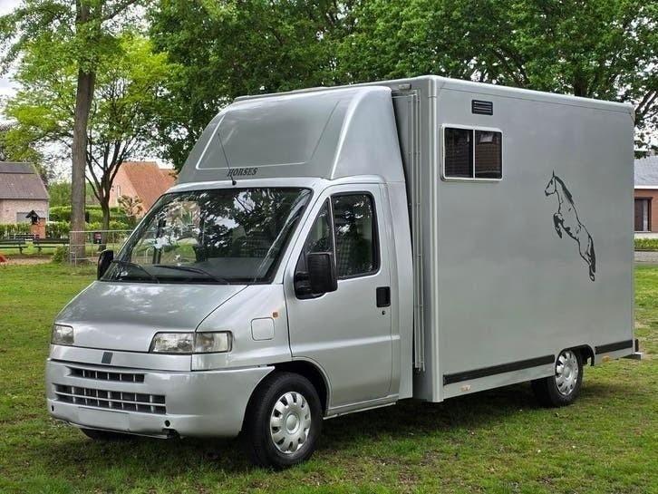 Voiture à chevaux Top Fiat 2.8TD - 2 chevaux - Immédiatement, Argent ou Gris, Achat, Entreprise, Boîte manuelle