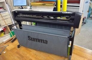 Summa Plotter D140, Articles professionnels, Machines & Construction | Industrie & Technologie, Enlèvement