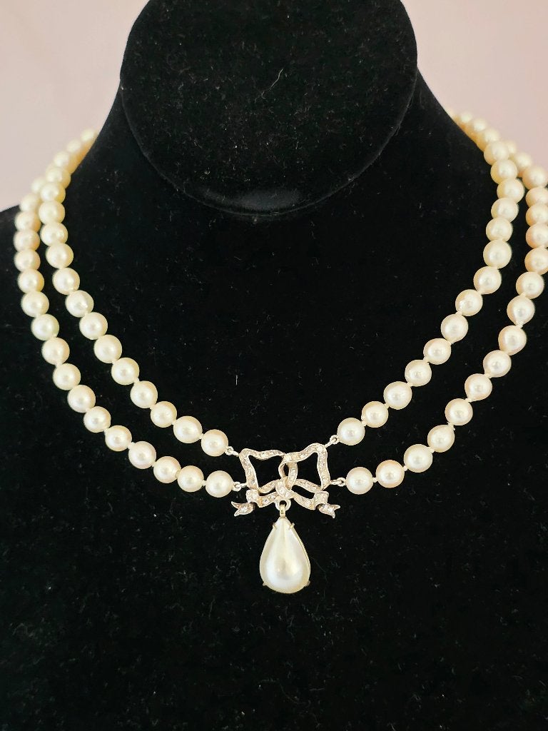 Chocker met 19 eeuw middenstuk en 2 rijen Akoya parels, Bijoux, Sacs & Beauté, Bijoux anciens, Enlèvement ou Envoi, Or, Collier