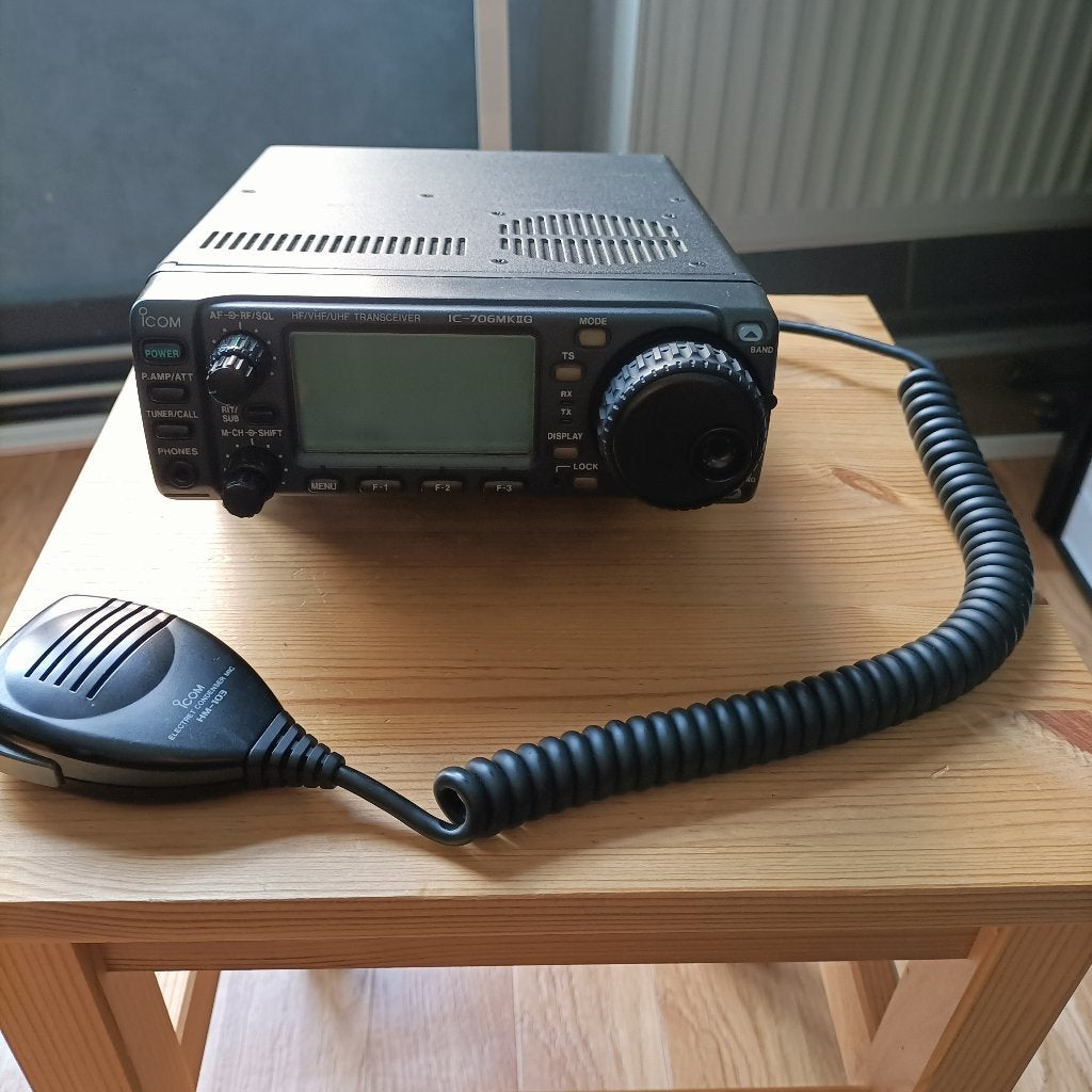 ICOM IC706 MK2G ( VHF UHF HF )+ accessoires, Télécoms, Enlèvement, Comme neuf, Émetteur et Récepteur